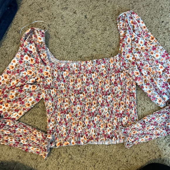 Donated: Mi ami floral crop long sleeve - Picture 3 of 4